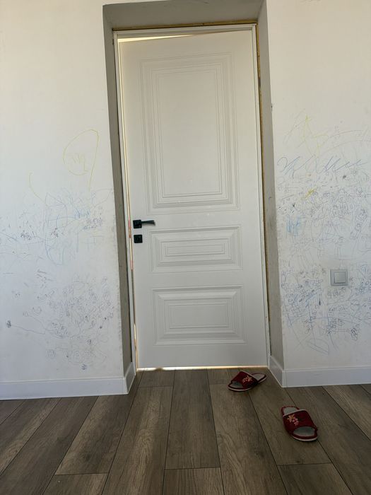 Ак есиктер сатылады 6шт