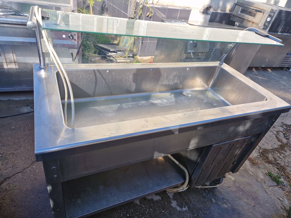 Vitrina rece, Saladeta din inox, stare foarte buna