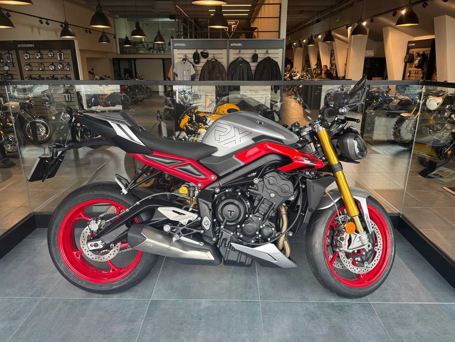 Lichidare Motocicleta Triumph Street Triple 765 RX 2026 | Finantare rapida