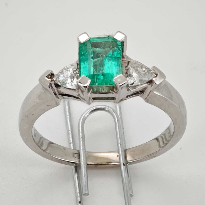 Inel smarald si diamante naturale 1.1ct certificat GSL
