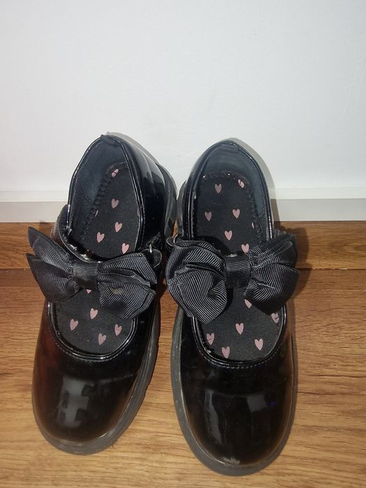 Pantofiori gradinita fetite