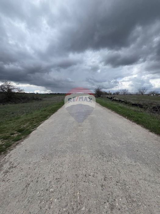 Продава се Парцел в Аксаково - 4655 кв.м за 13 €/кв.м - Снимка #8