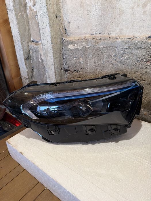 Комплет фарове Mercedes EQB A243