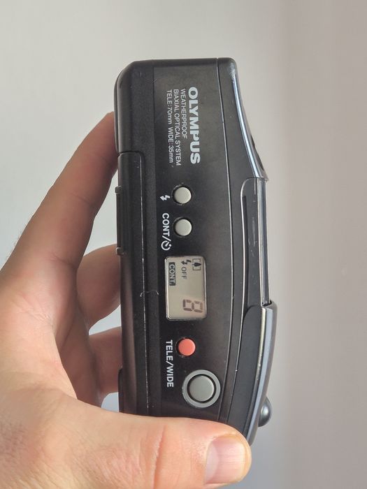Olympus af 1 twin compact point and shoot