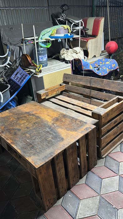 Продам стол для улицы