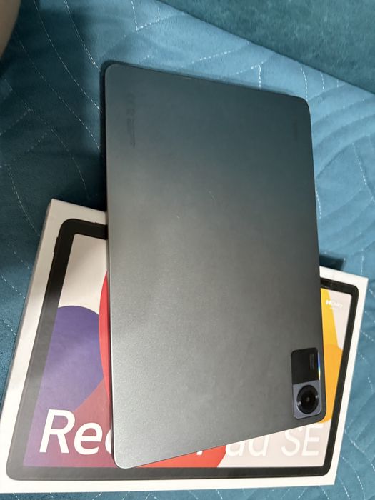 Продам планшет Redmi SE