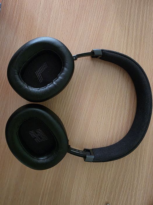 Продам наушники JBL LIVE 770NC