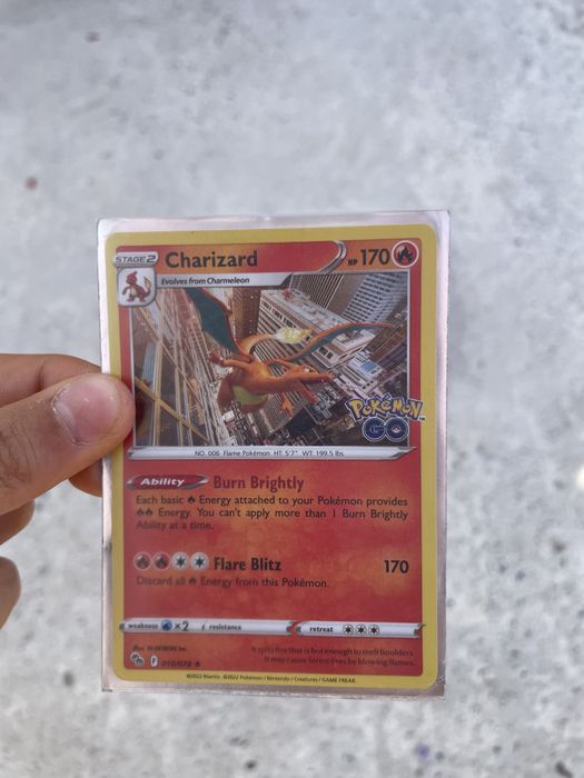 Pokemon Charizard