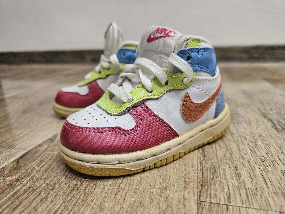 Nike pentru fetite marimea 21