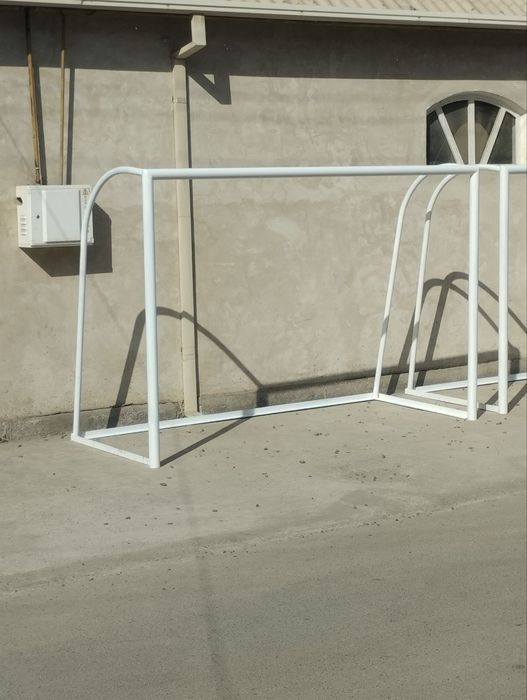 Вратар барча турдаги металдан тайёрланадиган мебеллар ишлаб чикарамиз