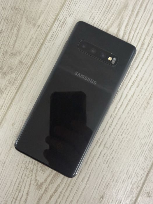 Самсунг S 10 смартфон жақсы жағдайда