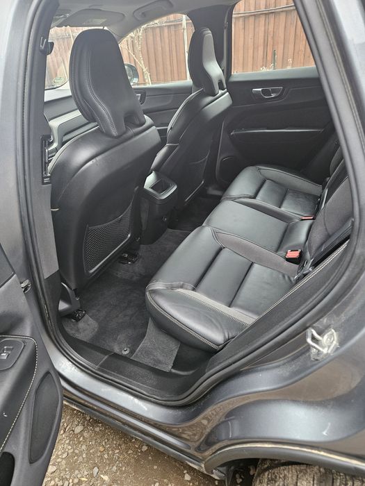 Dezmembrez  volvo xc 60   Hibrd 2021