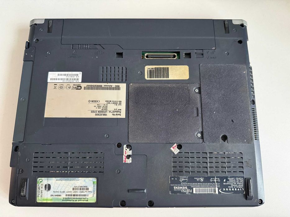 Fujitsu Siemens Lifebook s2020