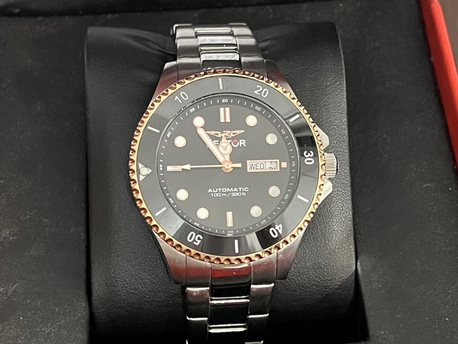 Amanet Royal CB : Ceas automatic Sector la cutie