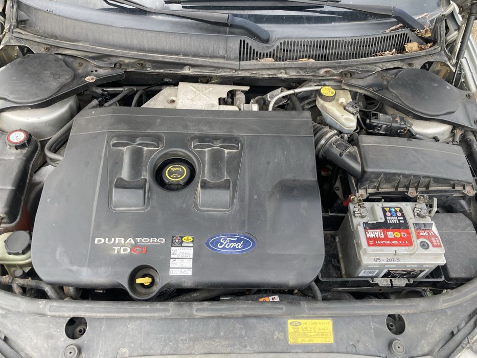 Форд Мондео комби 2.0 д на части. Може и цяло!