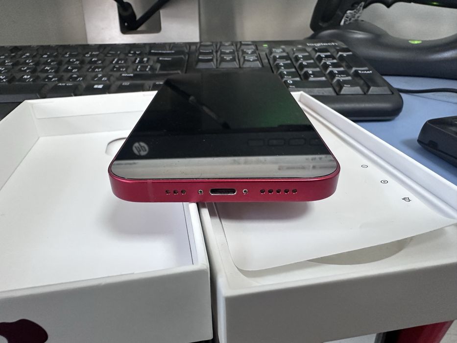 Iphone 13 red 100% батерия 128gb