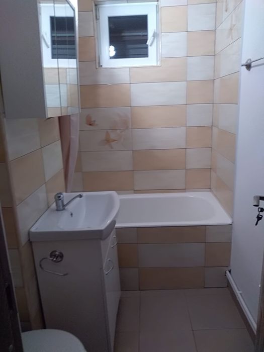 Garsonieră de închiriat