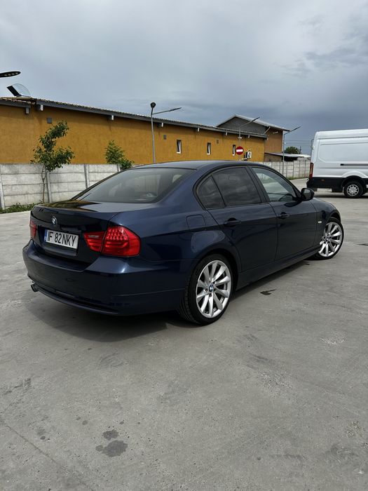 BMW 3 Series 2011 — imagine 4