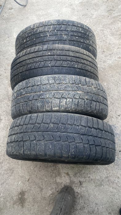 продам зимние резины