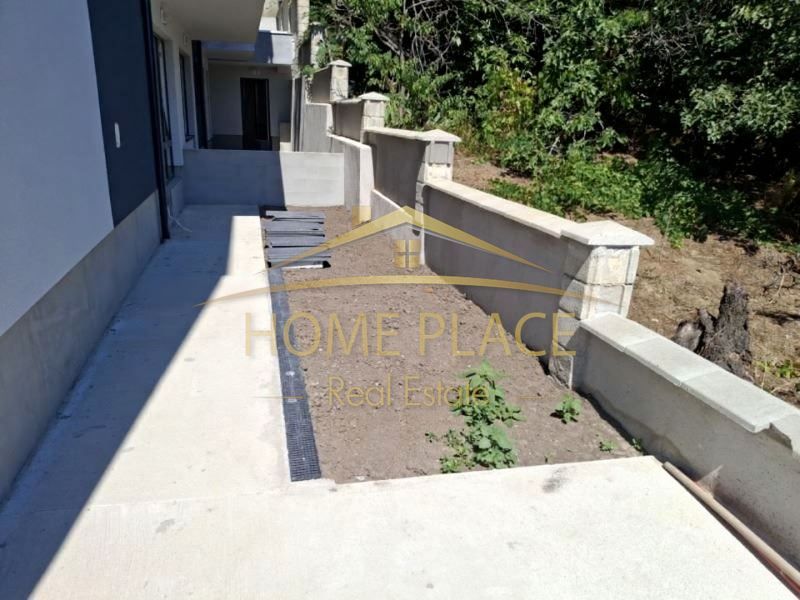 Продава се Тристаен апартамент в Варна, Бриз - 159 кв.м за 1931 €/кв.м - Снимка #8