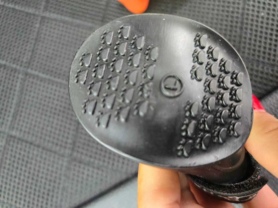 Обувки за куче ботуши L и памперси за мъжко куче 50см