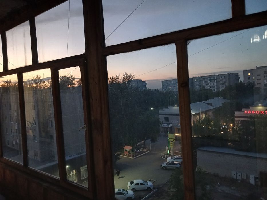 Срочно продам болкон дерево.