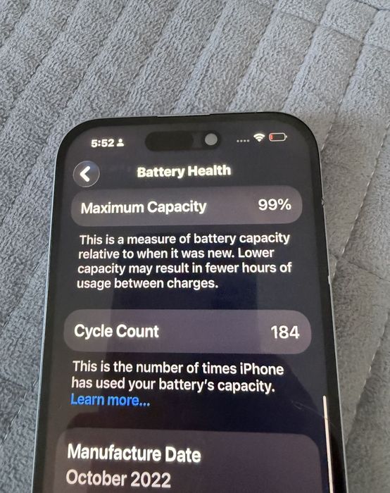 Vand iphone 15 urgent