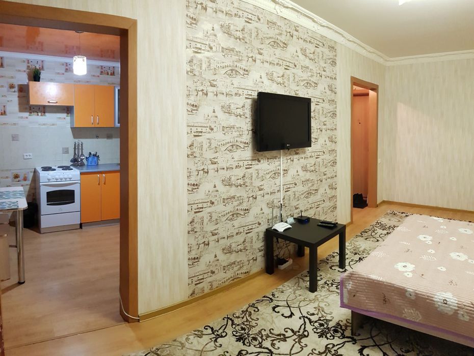 Катаева 34 (Школа Полиции, BatyrMall)