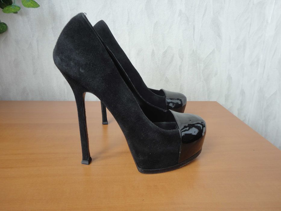 N38 Ives Saint Laurent/оригинални обувки