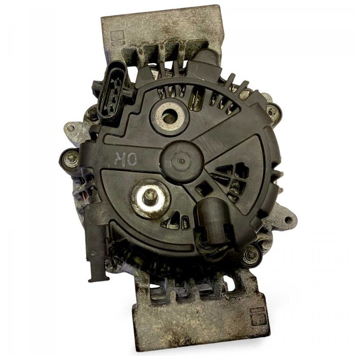 Alternator Mercedes Benz A0141549802-Piese de schimb Mercedes.