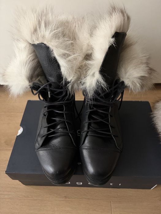 Боти естествена кожа и лисица и шапка сребърна лисица