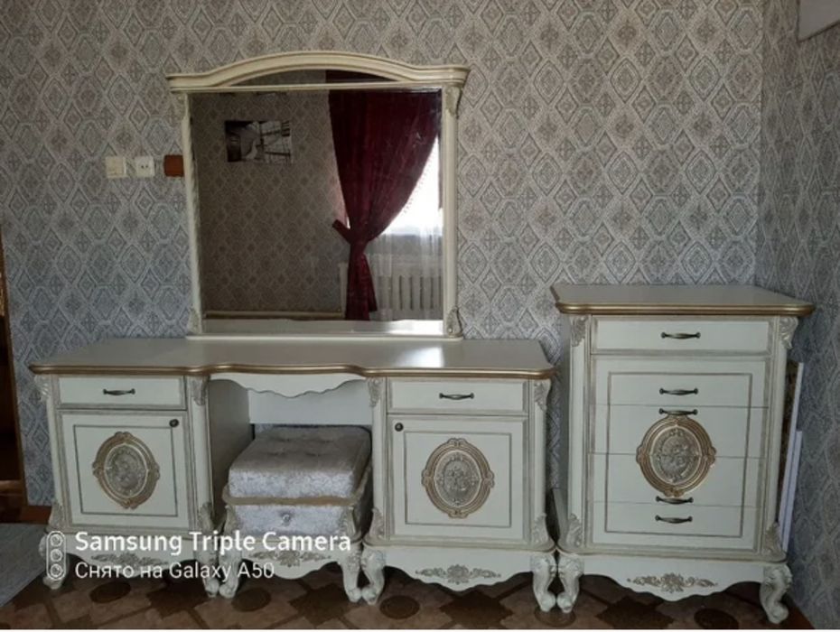 Спальный гарнитур Эмилия