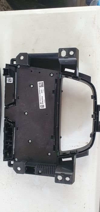 Display central Opel astra j.17 cdti 2010