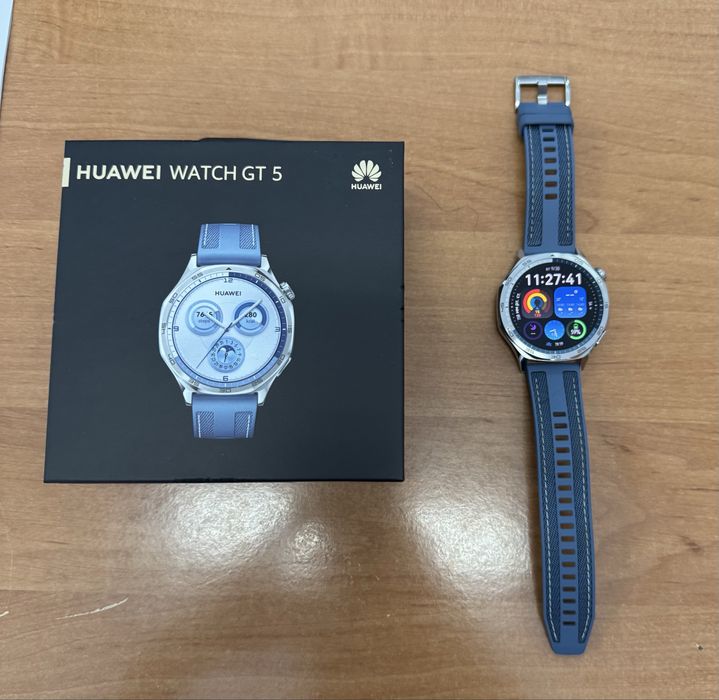 Продам часы Huawei Watch GT 5