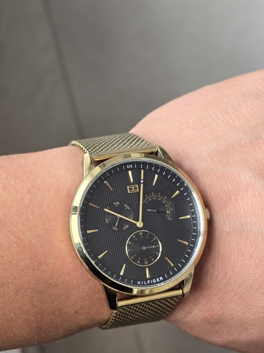 Нов оригинален часовник TOMMY HILFIGER