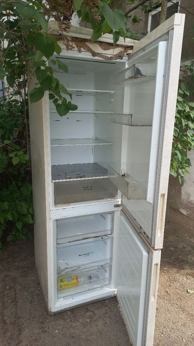 Холодильник сатылады