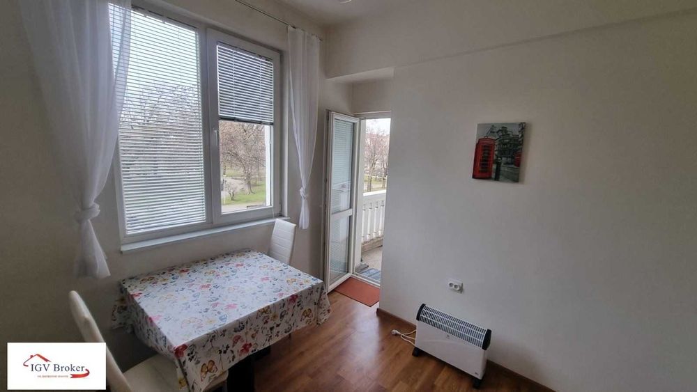 Двустаен апартамент в Центъра