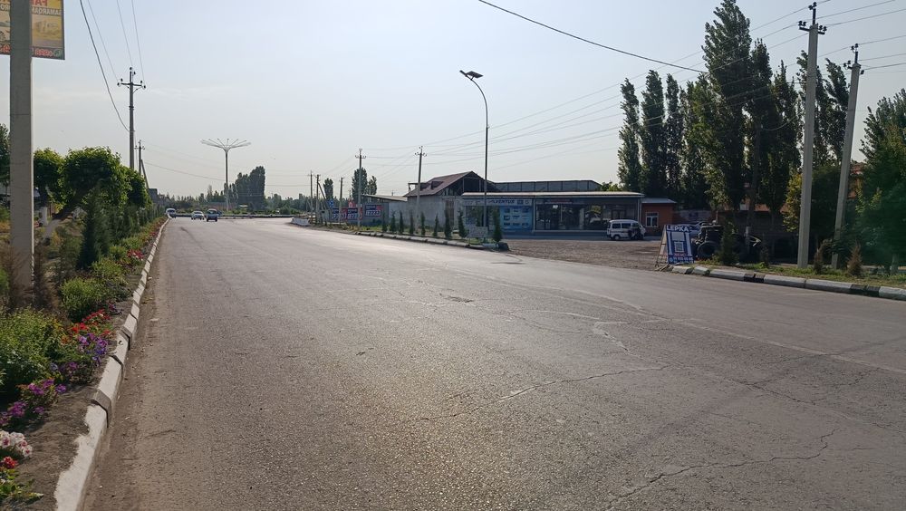 Zudlik bilan yer uchastka sotiladi