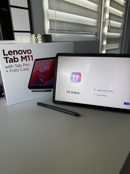 Lenovo Tab M11 с писалка и калъф/ над 1 година оставаща гаранция