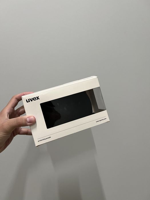 Продам Горнолыжную маску UVEX