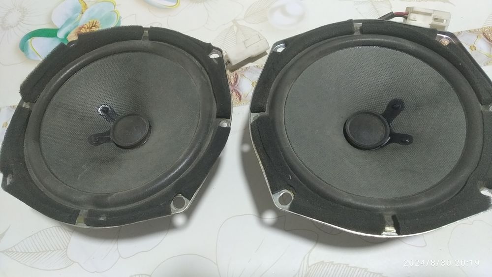 Лачетти колонки.