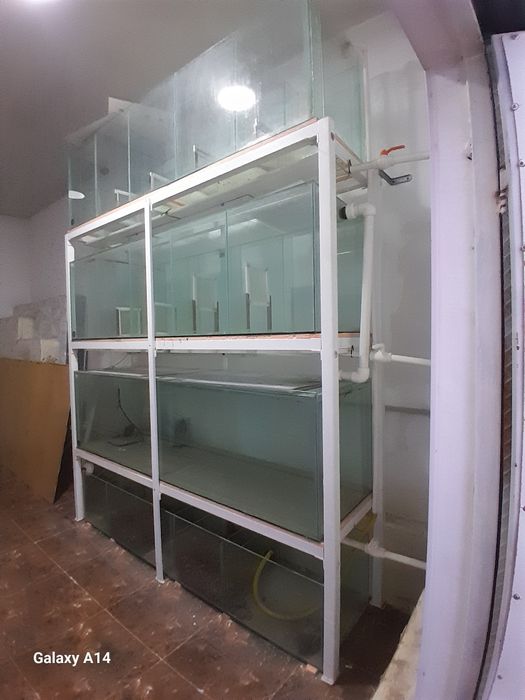 Срочно!!! Продаётся  Большой Аквариум!!!