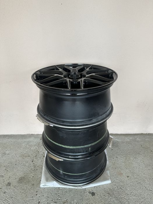 Jante Mercedes AMG 19” În Două Lățimi