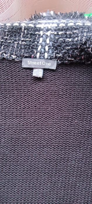 Жилетка букле Street One