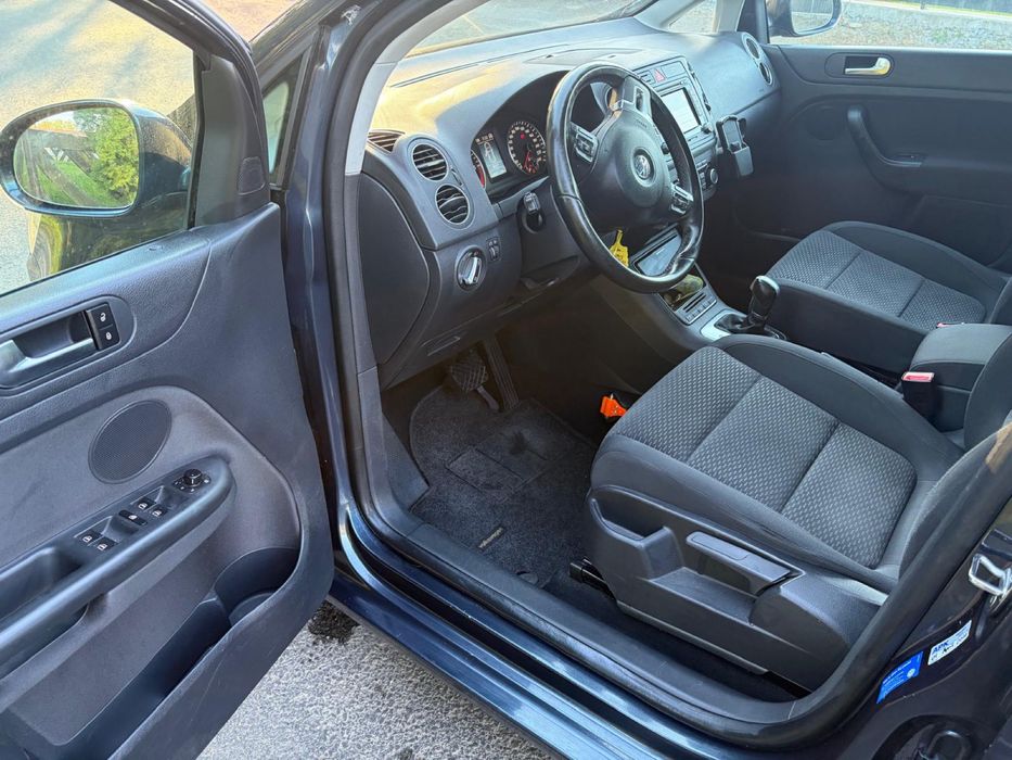 2011 vw golf plus 1.6 tdi 105 cp Automat