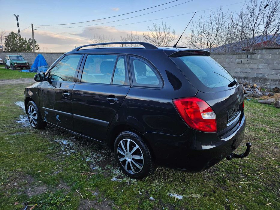 Шкода фабия 1.2 Климатик Теглич