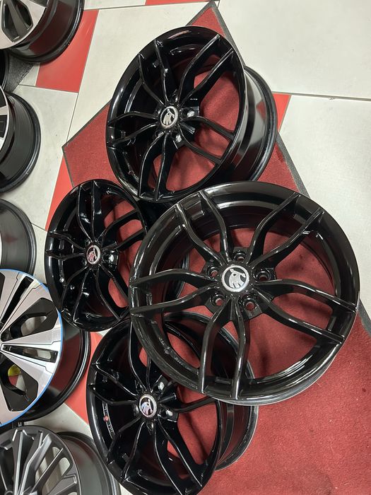 17 цола Джанти 5х112 VW Passat Touaran Golf 5 6 Skoda Octavia Audi A4