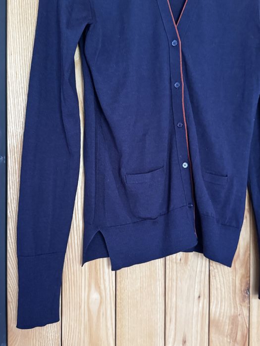 Loro Piana жилетка от 100% фино мерино.