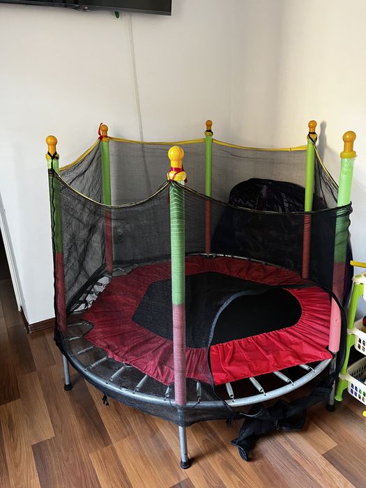Батут каркасный детский