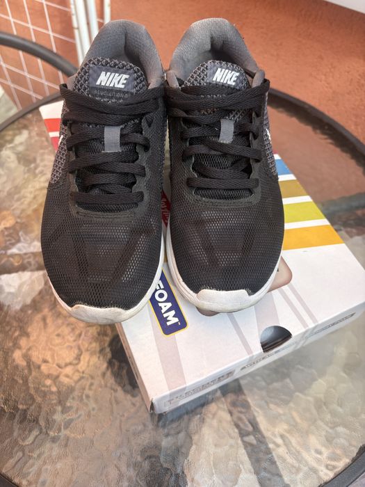 Adidasi Nike originali